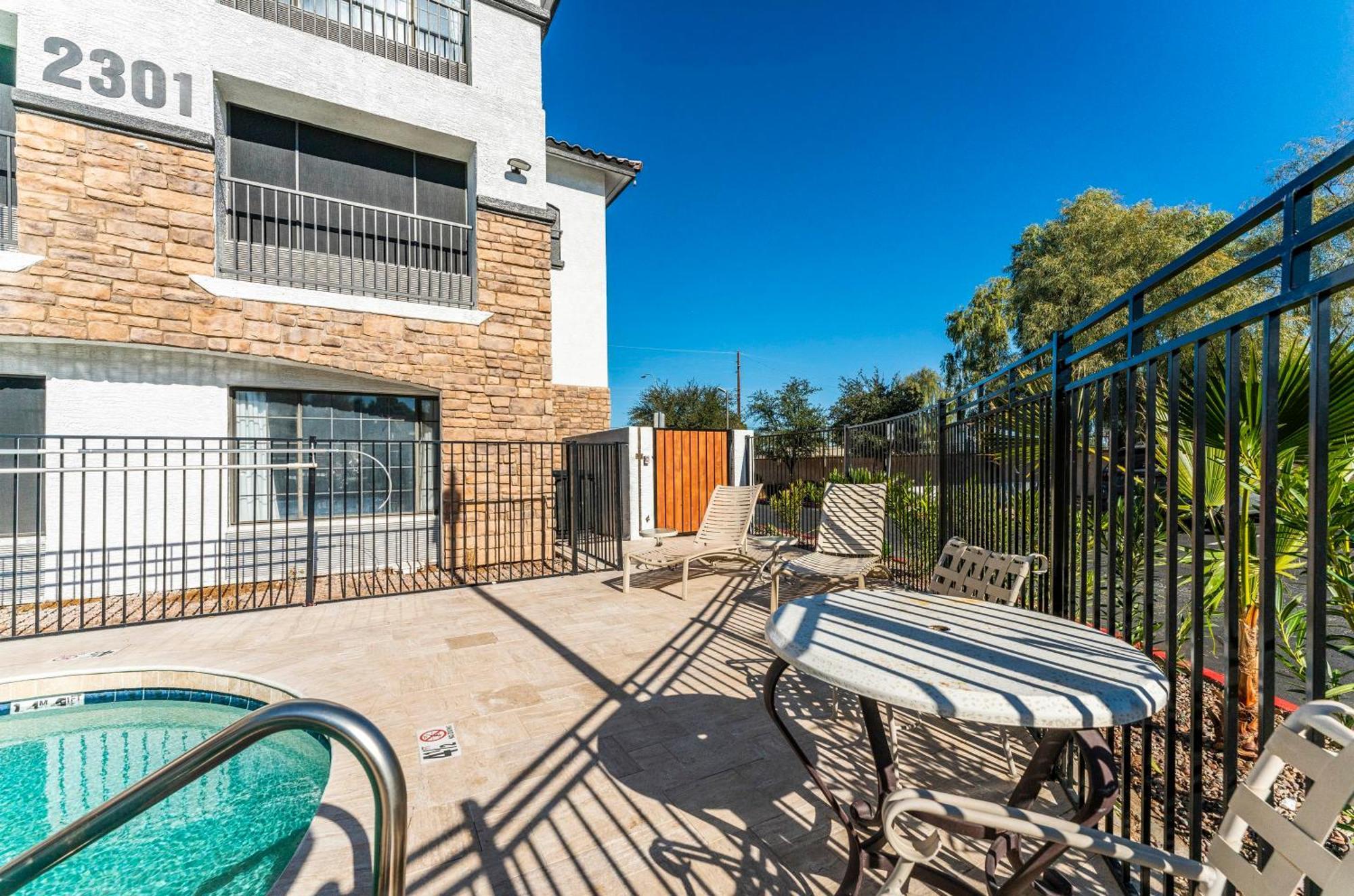 Tempe Corner Apartment Studio King Bed Buitenkant foto